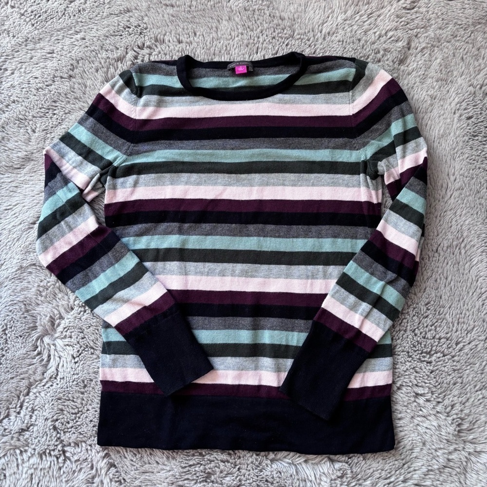 ⭐️⭐️⭐️Vince Camuto cotton blend striped sweated size small